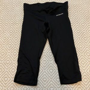 Patagonia Velocity Running Capri Pants - small black